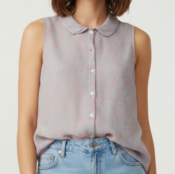 Volcom Tops - 4/20$ ➡️ Volcom Sleeveless Sheer Button-Down Shirt - Gray and Pink Floral